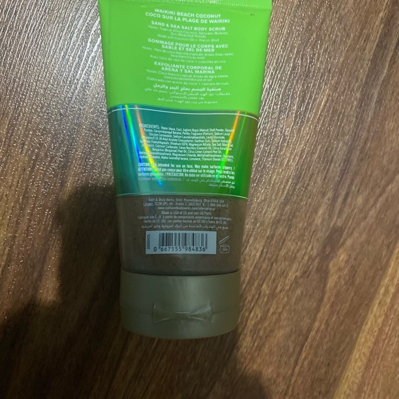 Bath and Body Works - Picture 2 of 2